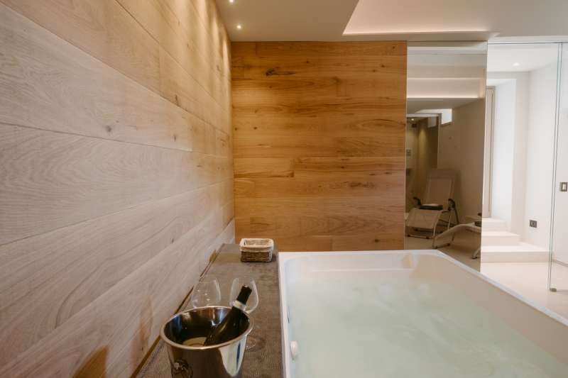 Villa vacanze lago di Garda Lake Relais Gargnano - Spa, sauna, idromassaggio e doccia emozionale